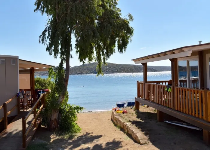 Camping - Palau - Sardaigne - Isola dei Gabbiani - land of water