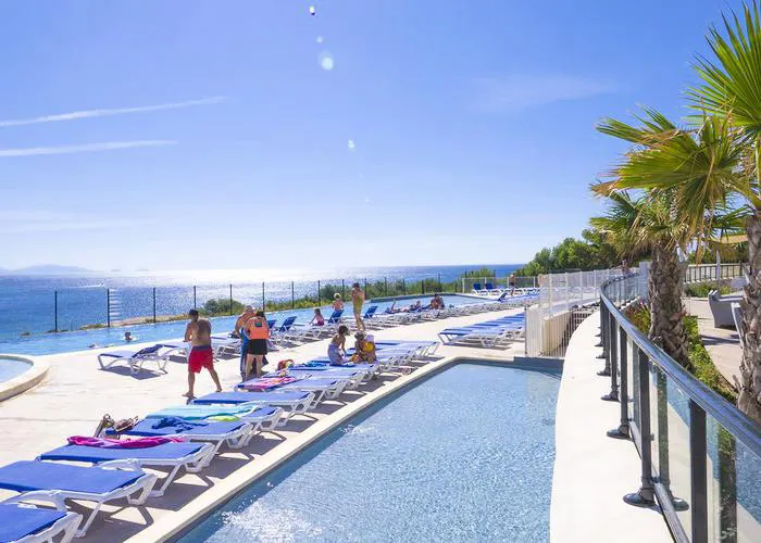 Camping - Martigues - Provence-Alpes-Côte d'Azur - L'Arquet - Côte Bleue