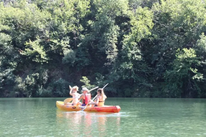 Camping - Réquista - Midi-Pyrénées - L'Ecrin Vert