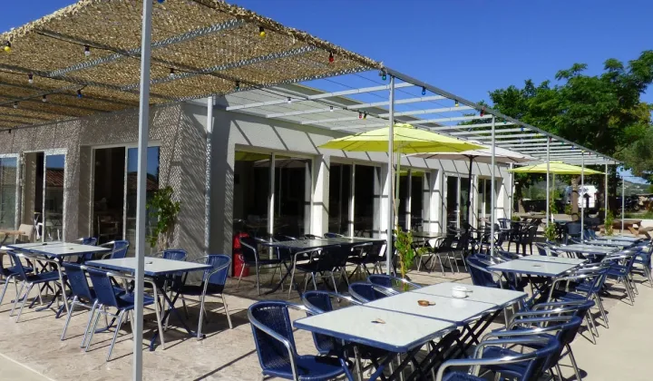 Camping - Vallon-Pont-d'Arc - Rhône-Alpes - L'Esquiras