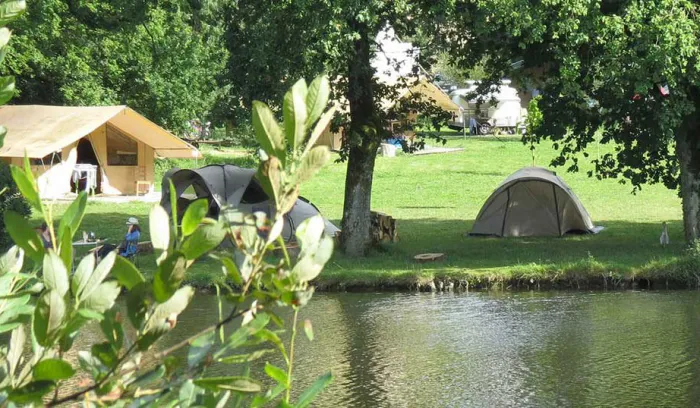 Camping - Saint-Mars-la-Réorthe - Pays de Loire - L'Etang du puy