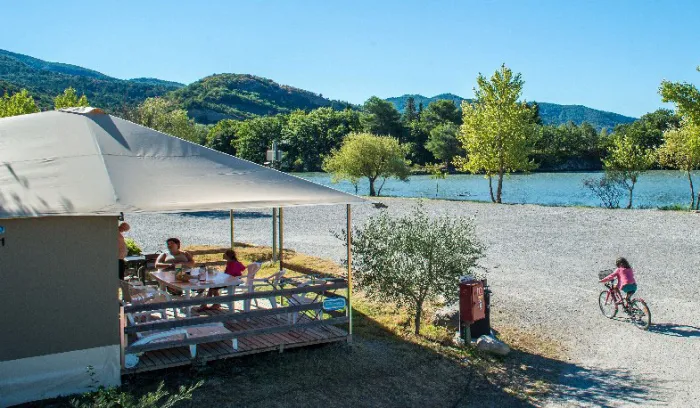 Camping - Volonne - Provence-Alpes-Côte d'Azur - L'Hippocampe