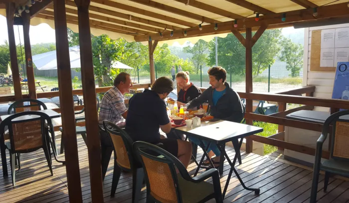 Camping - Condrieu - Rhône-Alpes - L'Ile des Pêcheurs