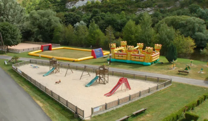 Camping - Les Andelys - Haute-Normandie - L'Ile des Trois Rois