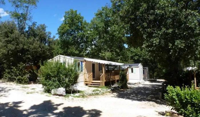 Camping - Barjac - Languedoc-Roussillon - La Buissière