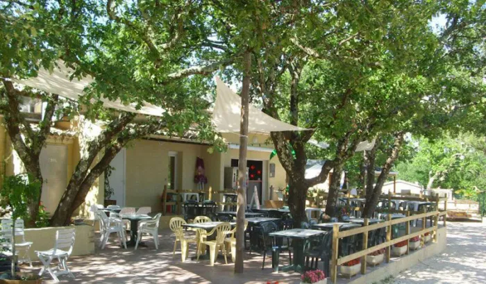 Camping - Barjac - Languedoc-Roussillon - La Buissière