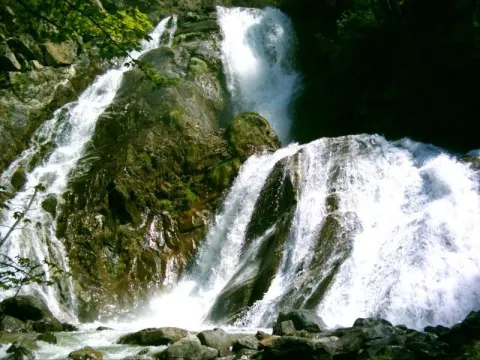 Camping - Le Bourg-d'Oisans - Rhône-Alpes - La Cascade