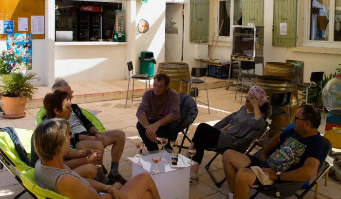 Camping - Valréas - Provence-Alpes-Côte d'Azur - La Coronne