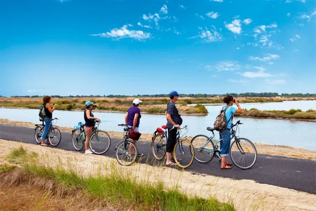 Camping - Saint-Clément-des-Baleines - Poitou-Charentes - La Côte Sauvage