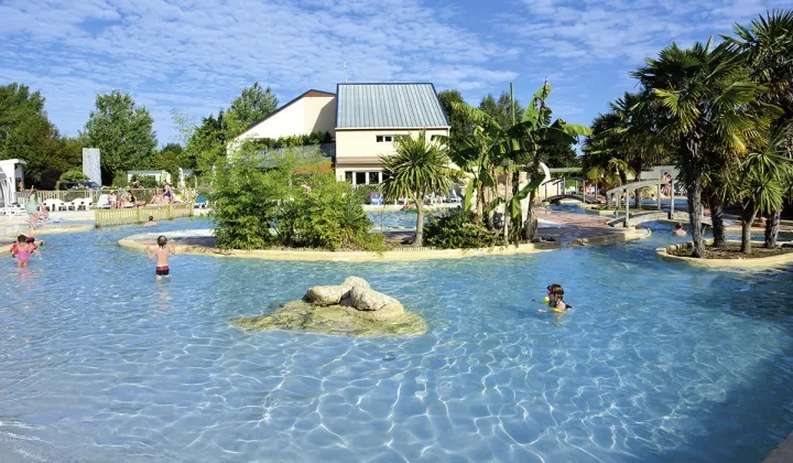 Camping - Saint-Aubin-sur-Mer - Basse-Normandie - La Côte de Nacre