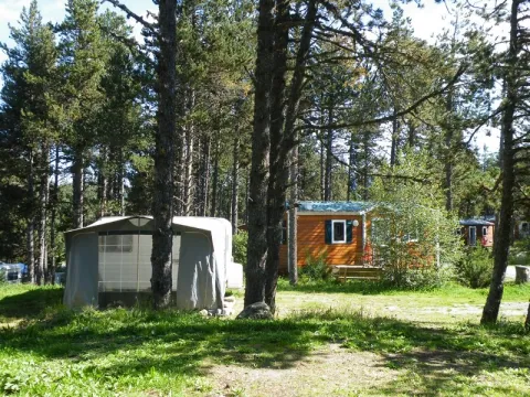 Camping - Formiguères - Languedoc-Roussillon - La Deveze