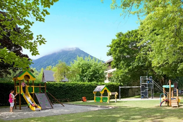 Camping - Doussard - Rhône-Alpes - La Ferme de la Serraz