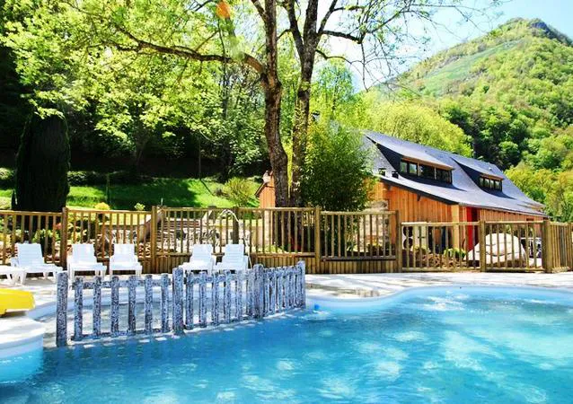 Camping - Lourdes - Midi-Pyrénées - La Forêt