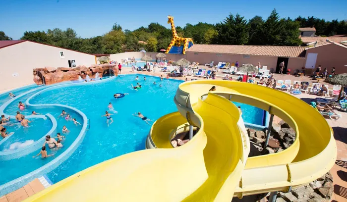 Camping - Saint-Julien-des-Landes - Pays de Loire - Village de la Guyonnière