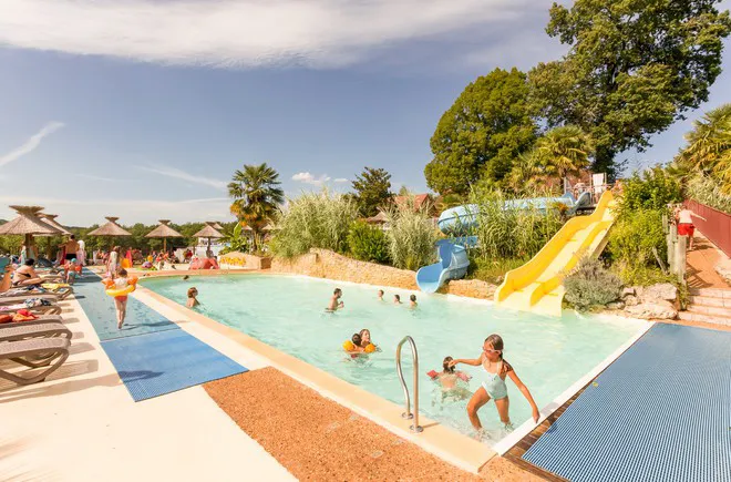 Camping - Le Bugue - Aquitaine - La Linotte