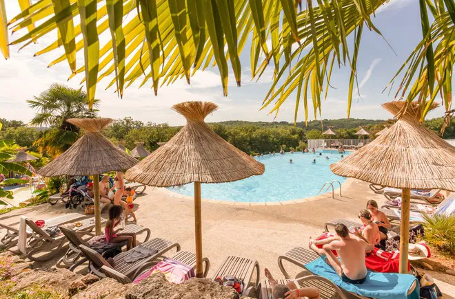 Camping - Le Bugue - Aquitaine - La Linotte