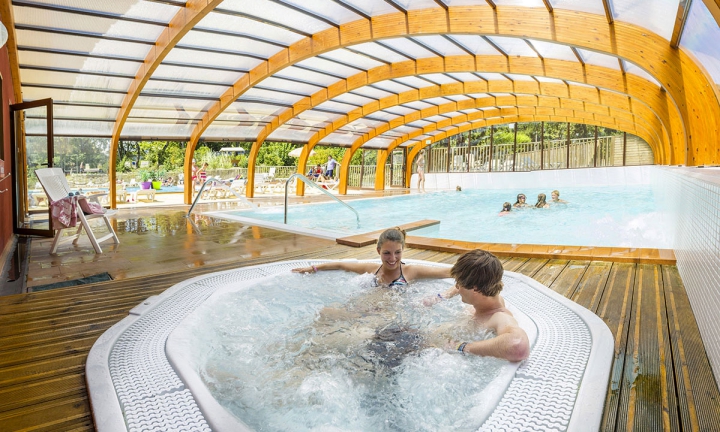 Camping - Excénevex - Rhône-Alpes - La Pinéde