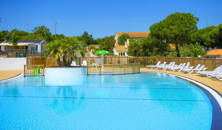 Camping - Rivedoux-Plage - Poitou-Charentes - La Redoute