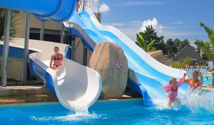Camping - Bréville-sur-Mer - Basse-Normandie - La Route Blanche