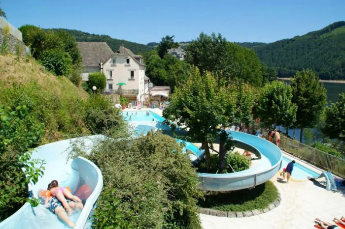 Camping - Thérondels - Midi-Pyrénées - La Source