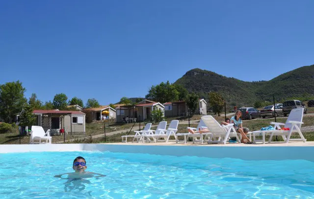 Camping La Tioule - Saint-Victor-et-Melvieu