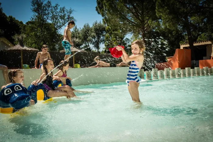 Camping - Latour-de-France - Languedoc-Roussillon - La Tour de France
