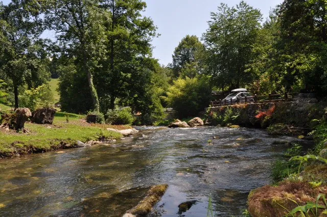 Camping - Augirein - Midi-Pyrénées - La Vie En Vert