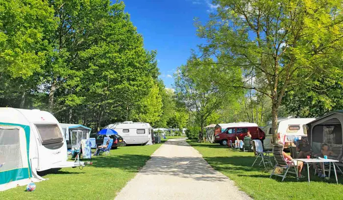 Camping - Mesnil-Saint-Père - Champagne-Ardennes - Lac d'Orient
