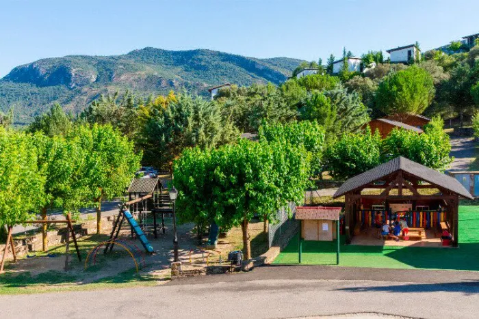 Camping - La Puebla de Castro - Aragon - Lago Barasona