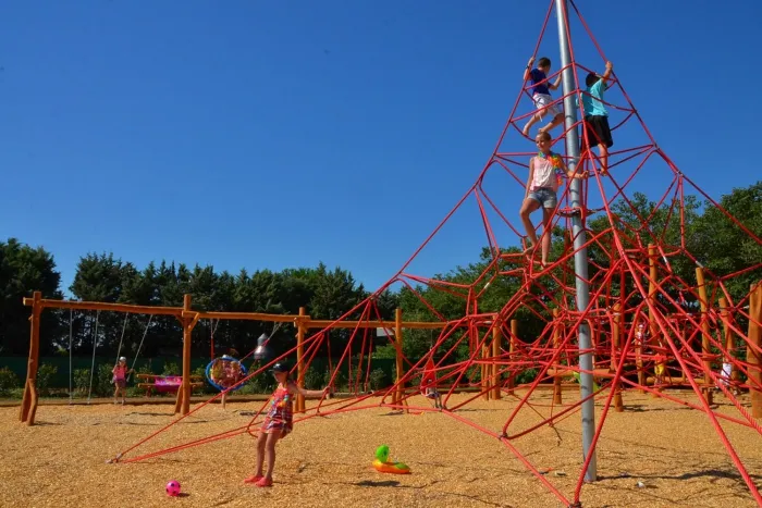 Camping - Lunel - Languedoc-Roussillon - Le Bon Port
