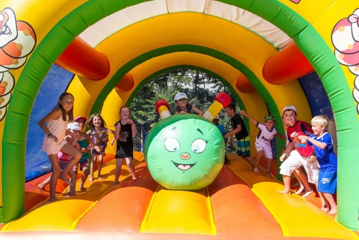Camping - Lunel - Languedoc-Roussillon - Le Bon Port