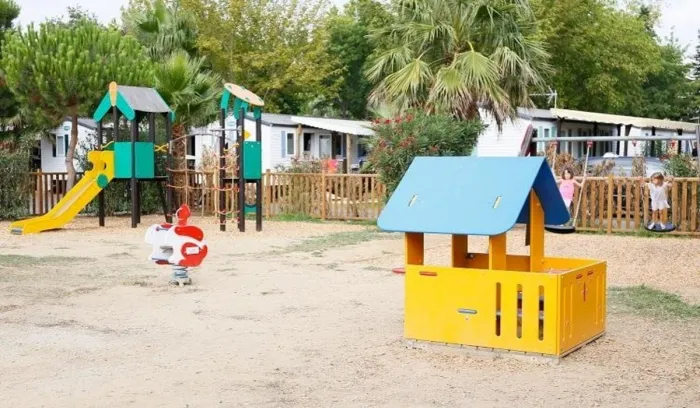 Camping - Saint-Cyprien - Languedoc-Roussillon - Le Bosc d'en Roug