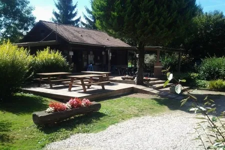 Camping - Chaussin - Franche-Comté - Le Canoë