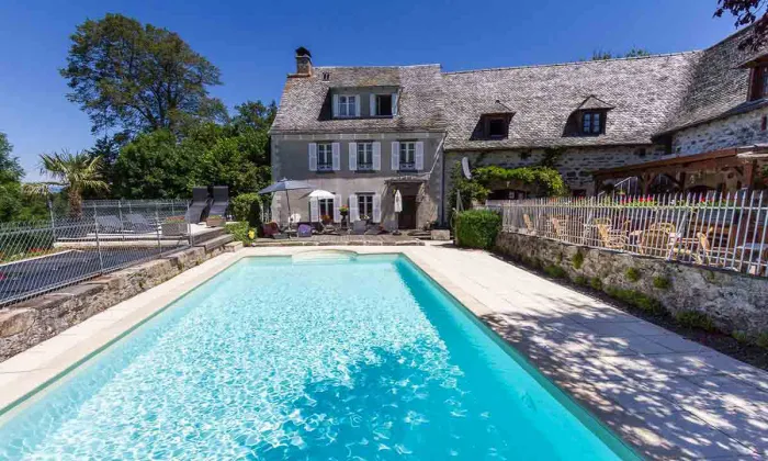 Camping - Graissac - Midi-Pyrénées - Le Clos de Banes