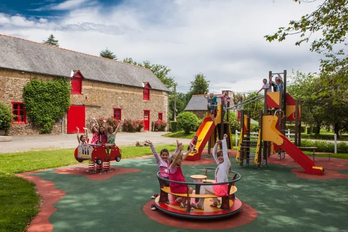 Camping - La Chapelle-aux-Filtzméens - Bretagne - Le Domaine du Logis