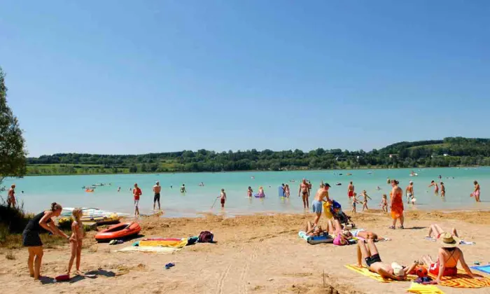 Camping - Clairvaux-les-Lacs - Franche-Comté - Le Fayolan