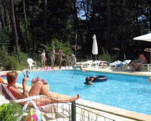 Camping - Puycelci - Midi-Pyrénées - Le Fiscalou - Domaine Naturiste