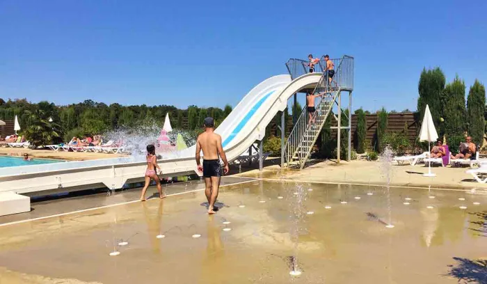 Camping - Grillon - Provence-Alpes-Côte d'Azur - Le Garrigon