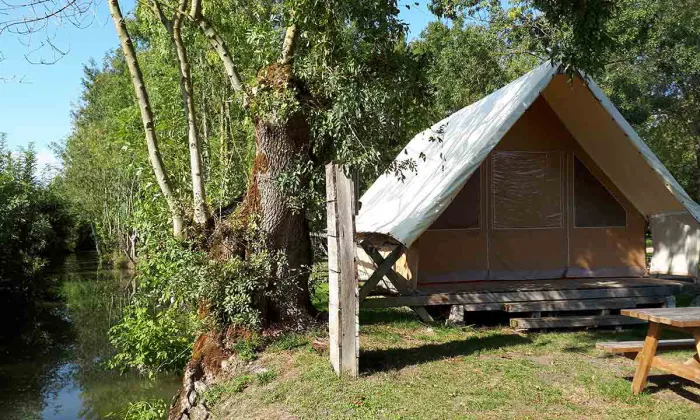 Camping - Saint-Hilaire-la-Palud - Poitou-Charentes - Le Lidon
