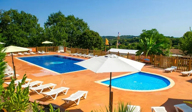 Camping - Les Eyzies de Tayac Sireuil - Aquitaine - Le Mas
