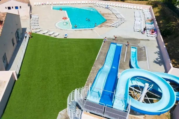 Camping - Lunel - Languedoc-Roussillon - Le Mas de L'Isle