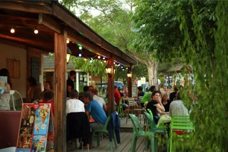 Camping - Baratier - Provence-Alpes-Côte d'Azur - Le Petit Liou