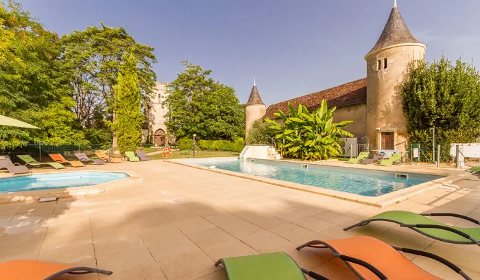Camping - Ingrandes - Poitou-Charentes - Le Petit Trianon