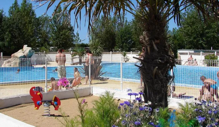 Camping - Saint-Denis-d'Oléron - Poitou-Charentes - Le Phare Ouest