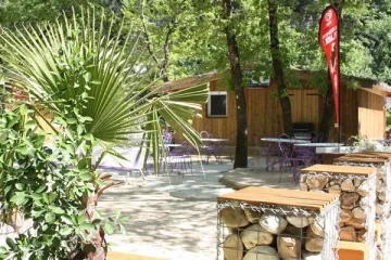 Camping - Saint-Privat-de-Champclos - Languedoc-Roussillon - Le Ran Du Chabrier