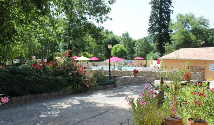 Camping - Lamastre - Rhône-Alpes - Camping de Retourtour
