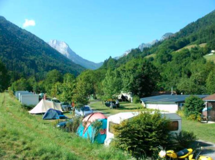 Thônes - 2 - campings
