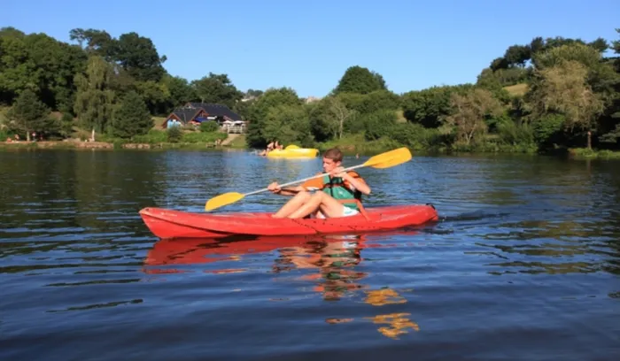 Camping - Mauriac - Auvergne - Le Val Saint Jean