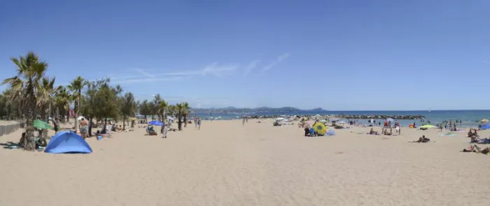 Camping - Roquebrune-sur Argens - Provence-Alpes-Côte d'Azur - Le Vaudois