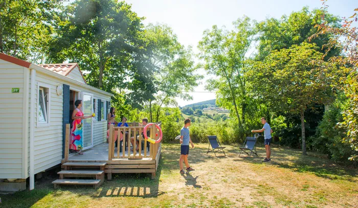 Camping - Dompierre-les-Ormes - Bourgogne - Le Village des Meuniers
